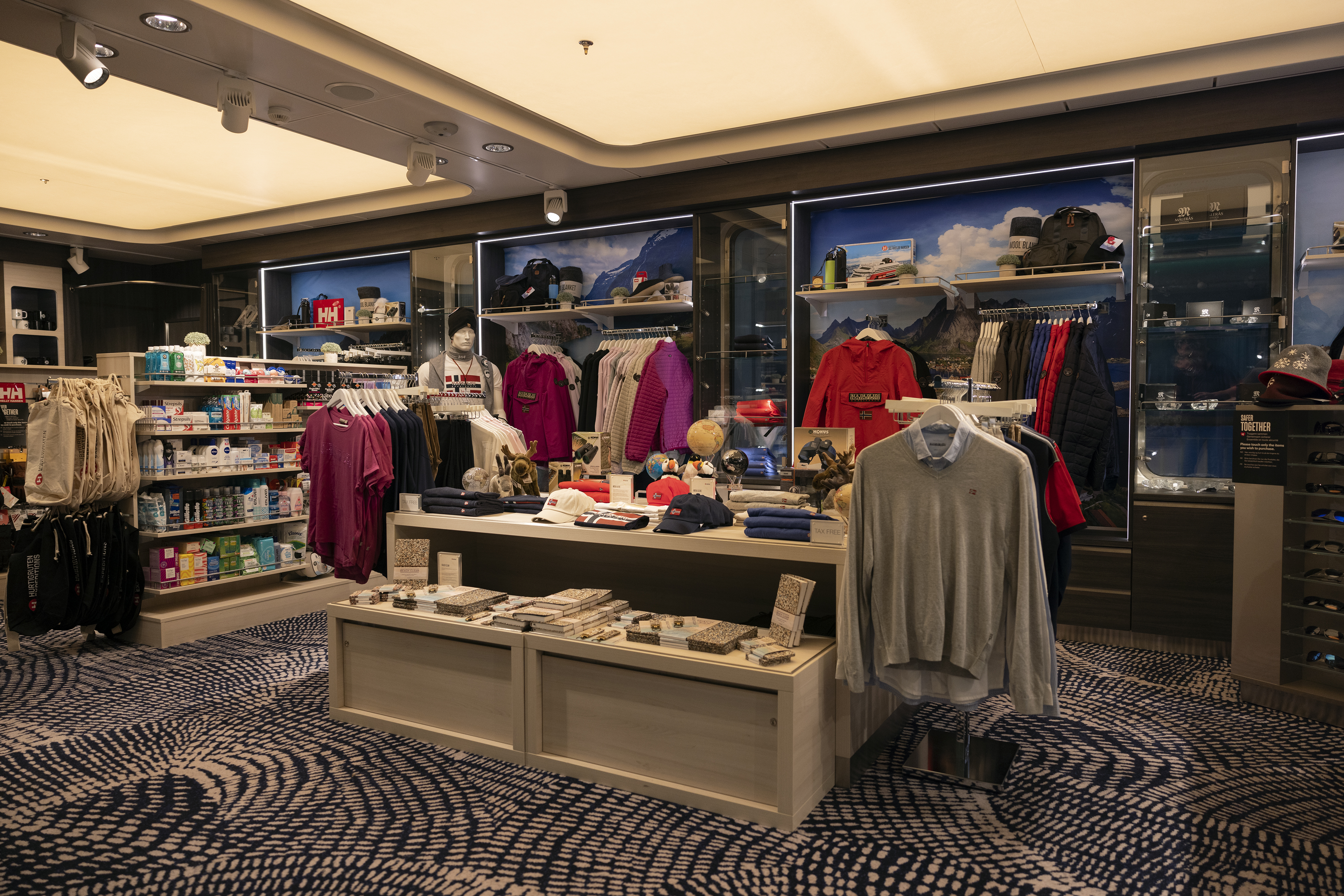 MS Fridtjof Nansen - Shop